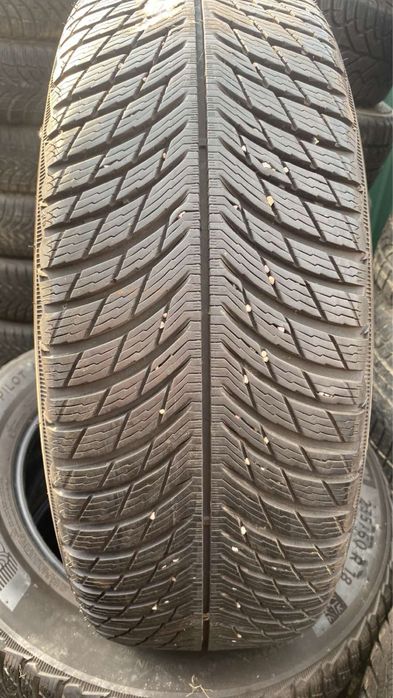 Продаж зимових/всесезонних шин