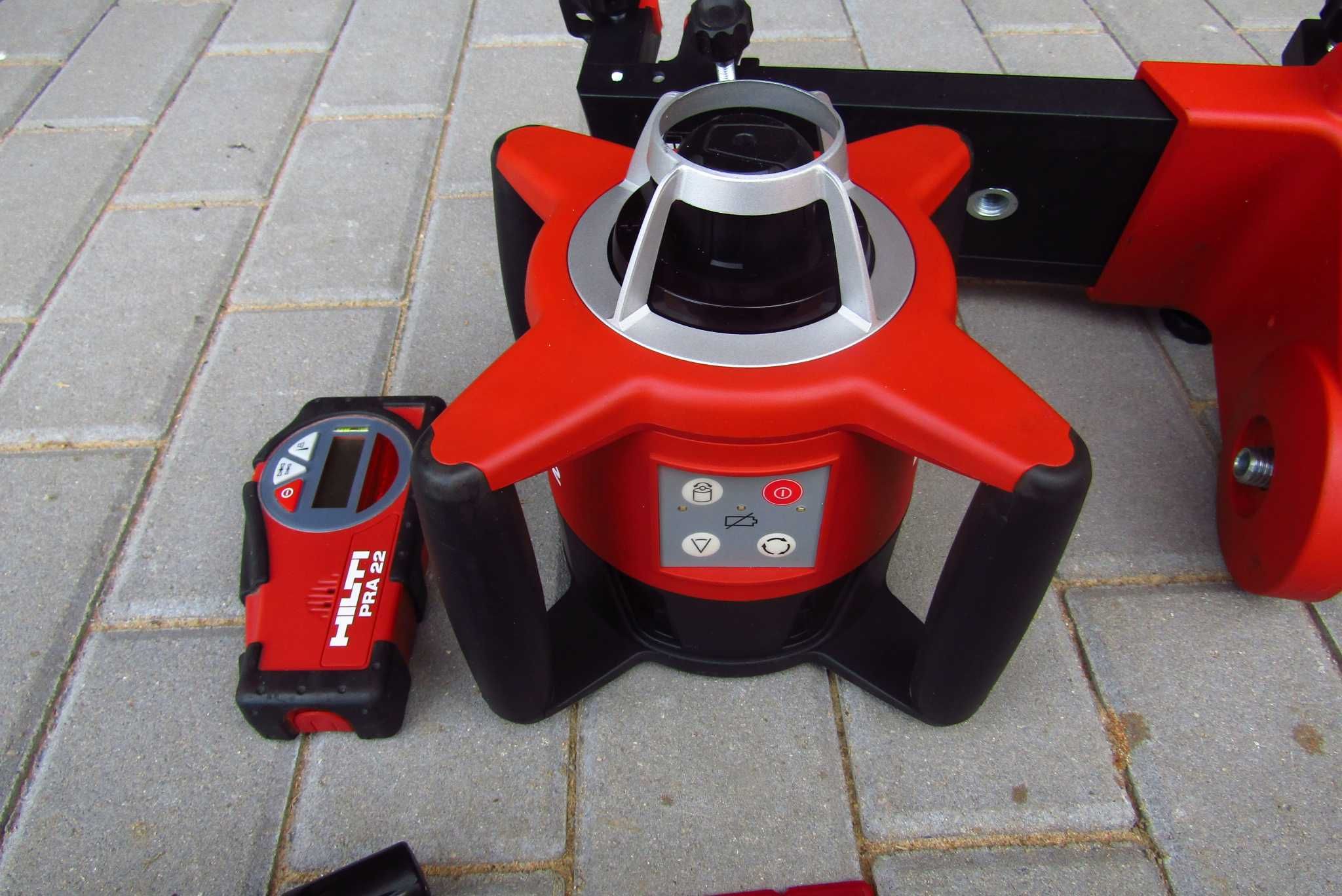 Niwelator Hilti PRI 2 PRA2 PRA22 PRA70 Super stan
