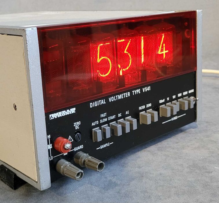 Voltmeter Mera Tronik Type V 541 Nixie.