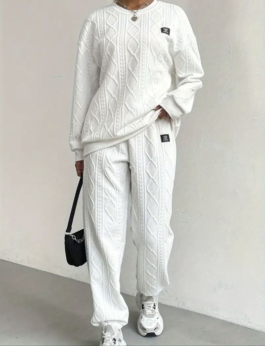 Nowe spodnie damskie M jjoggery