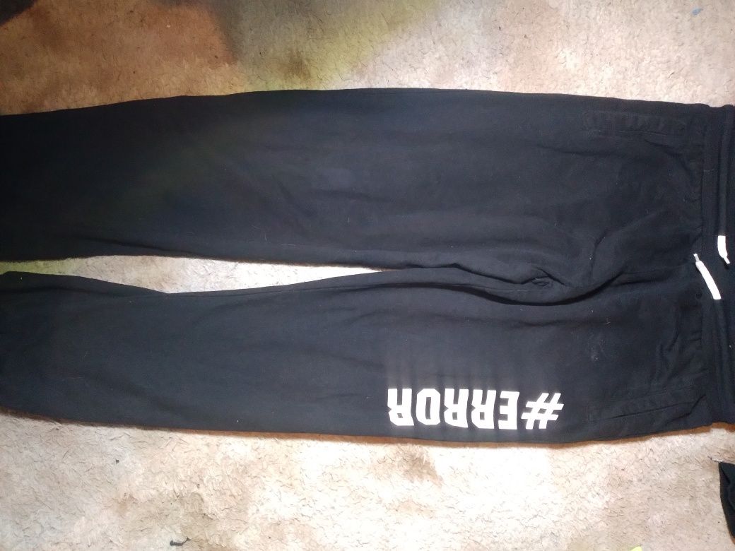 Bluzka 152 dresy 152 spodnie 152 bluza reserved dla chłopca komplet