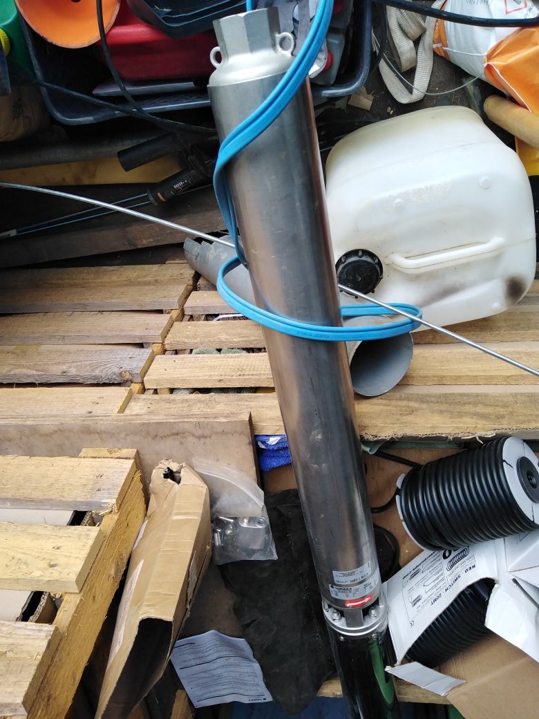 Bomba furo Lowara 4GS22 trifasico