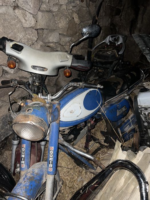 Varias motas sem documentos