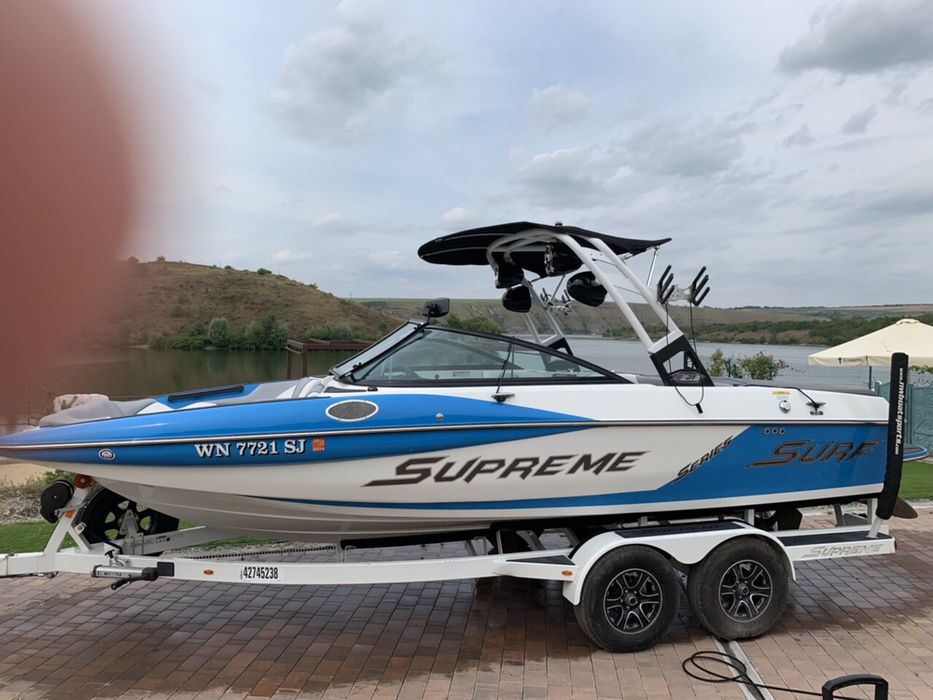 Продам катер SUPREME SURF