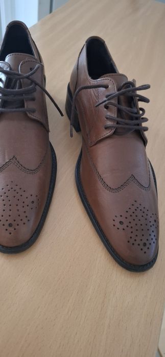 Sapatos Homem Tam41 Camel como NOVOS usados 1 vez