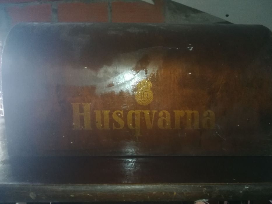 Maquina de costura Husqvarna Antiga