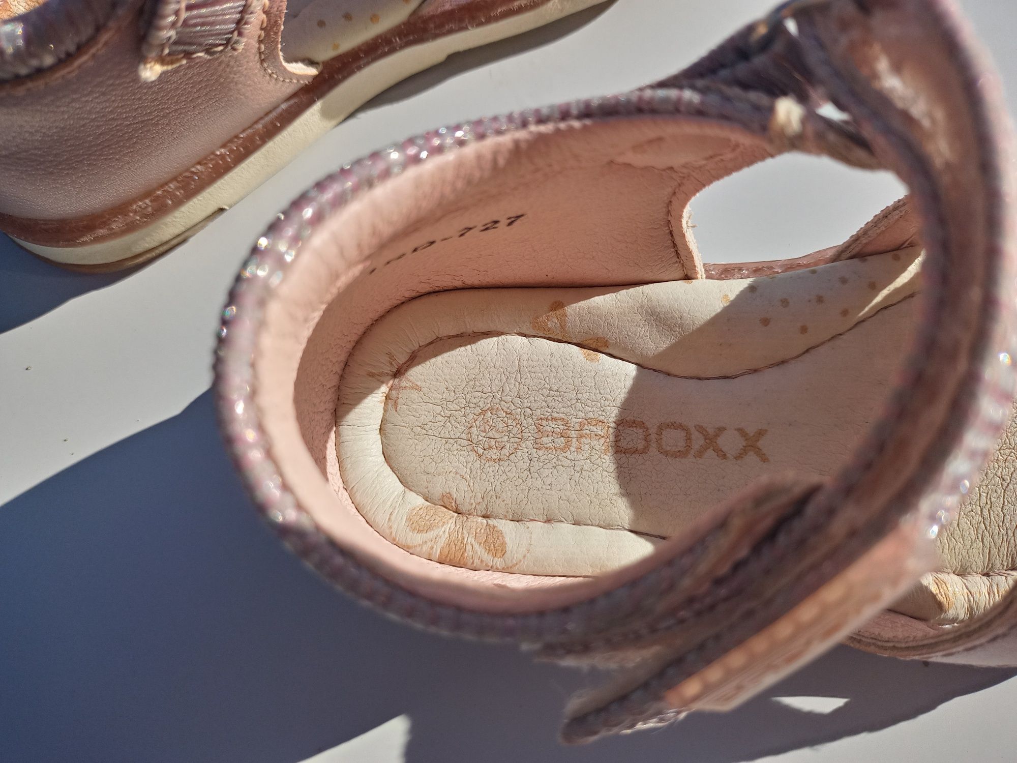 Sandałki dziewczęce Badoxx rozmiar 24