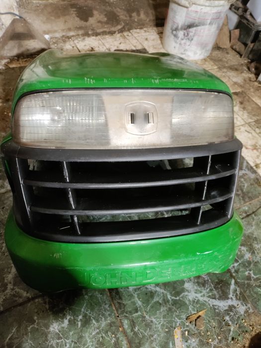 Maska John Deere x110 traktorek kosiarka