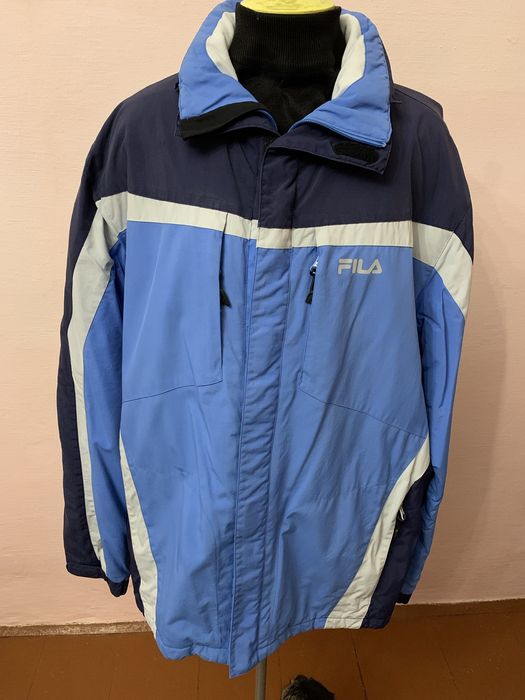 Куртка спортивна