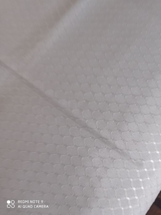 2 obrusy świąteczne 160/ 130 cm