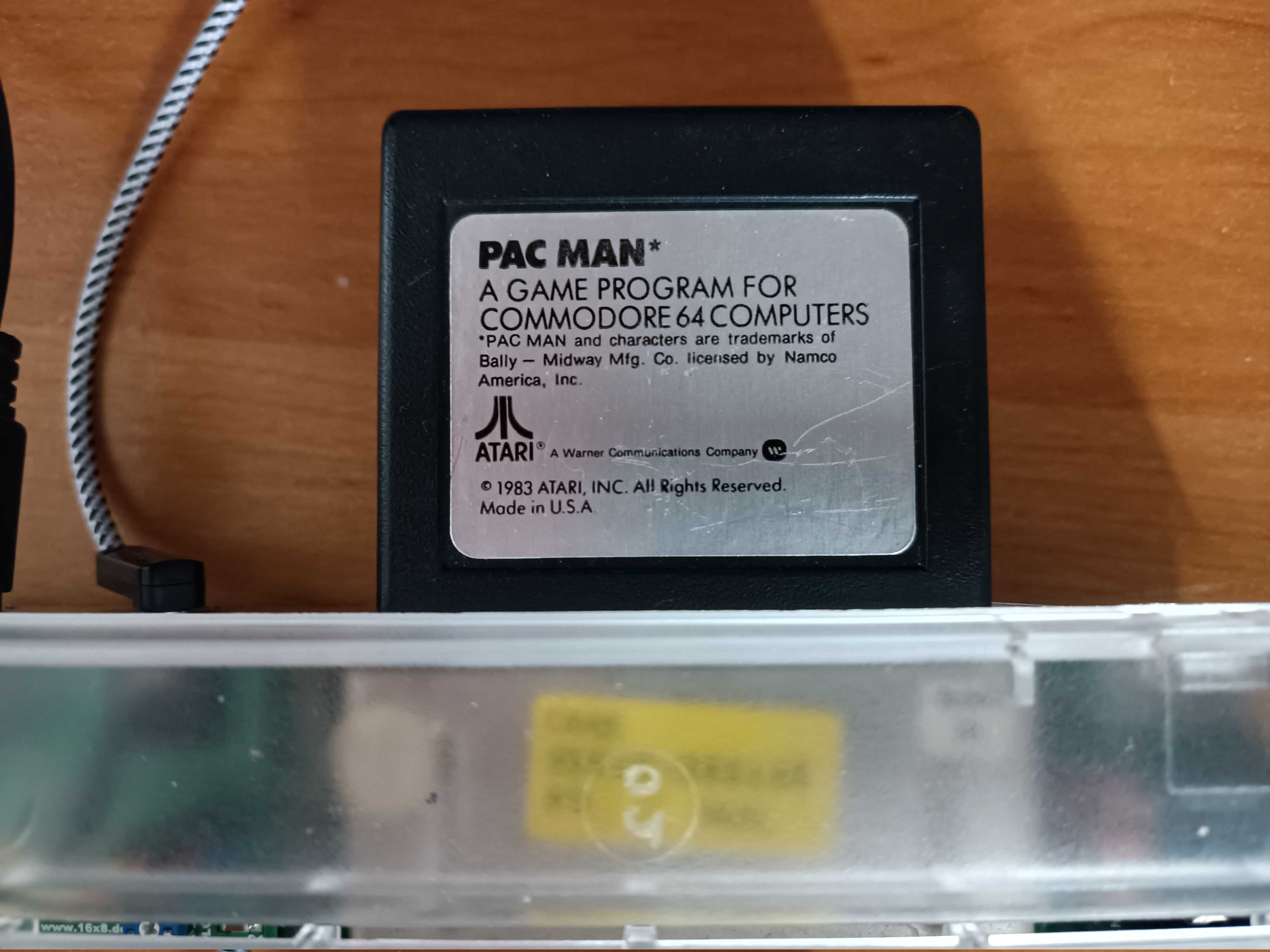 Gra PAC-MAN do Commodore 64/128