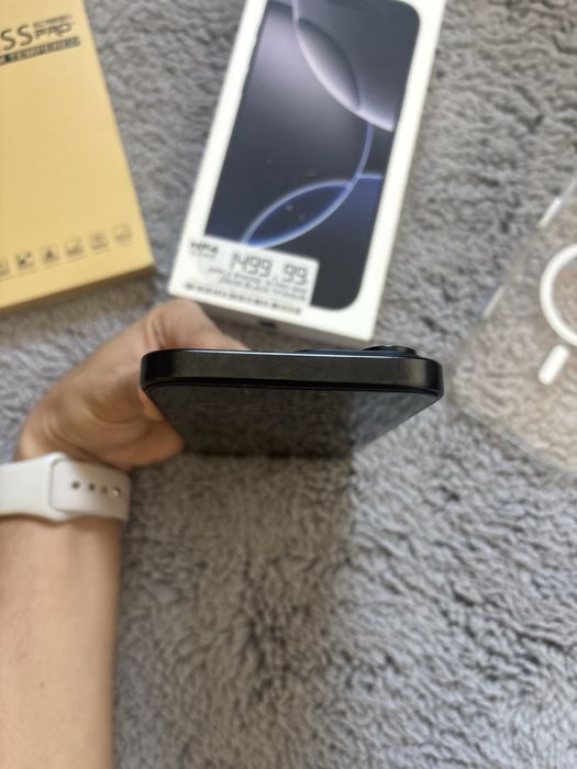 iPhone 16 Pro Max - 256GB Black Titanium