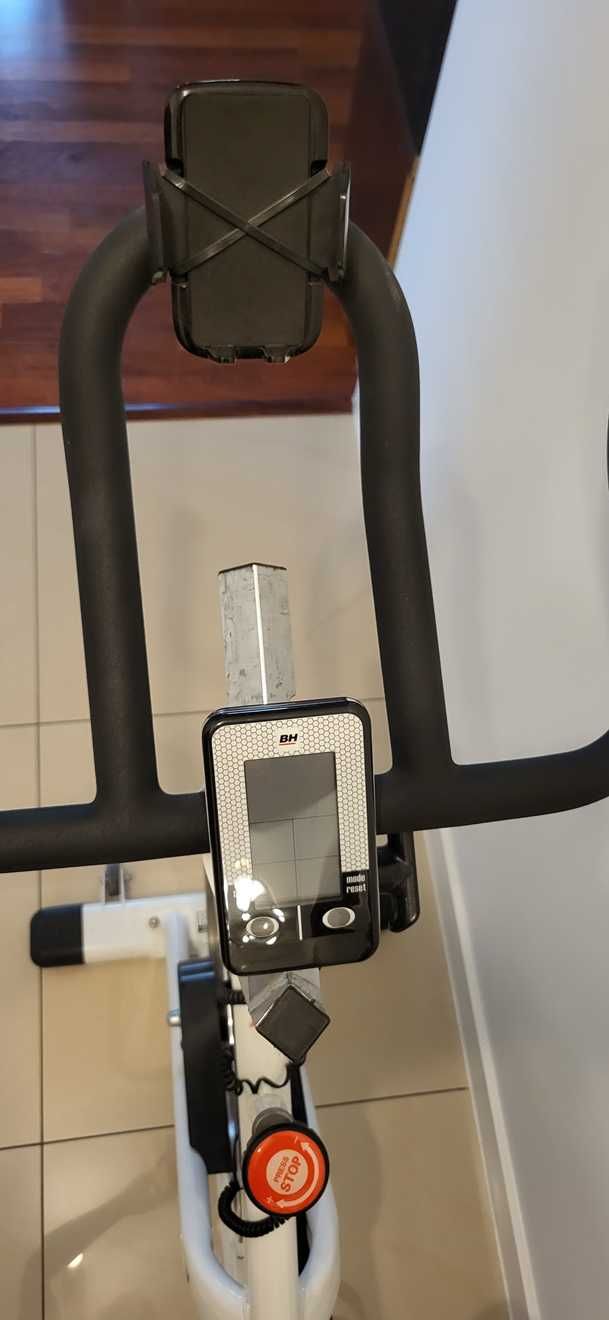 Rowerek treningowy, spiningowy SB2.2 H9162 BH Fitness