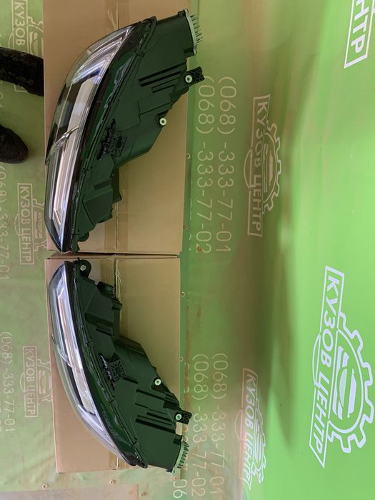 Фары передние Audi A4 B9 2016-2019 фари фара левая правая ауді а4 б9