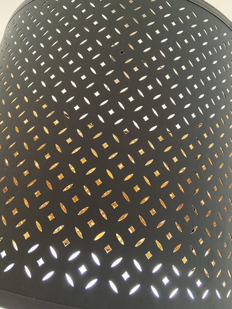 Abajur azul e dourado