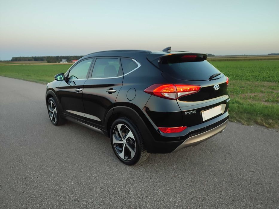 Hyundai Tucson**2,0CRDi**FULL opcja**Oryginalny lakier**LEDY**Panorama