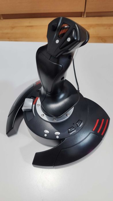 Joystick Thrustmaster T-flight X