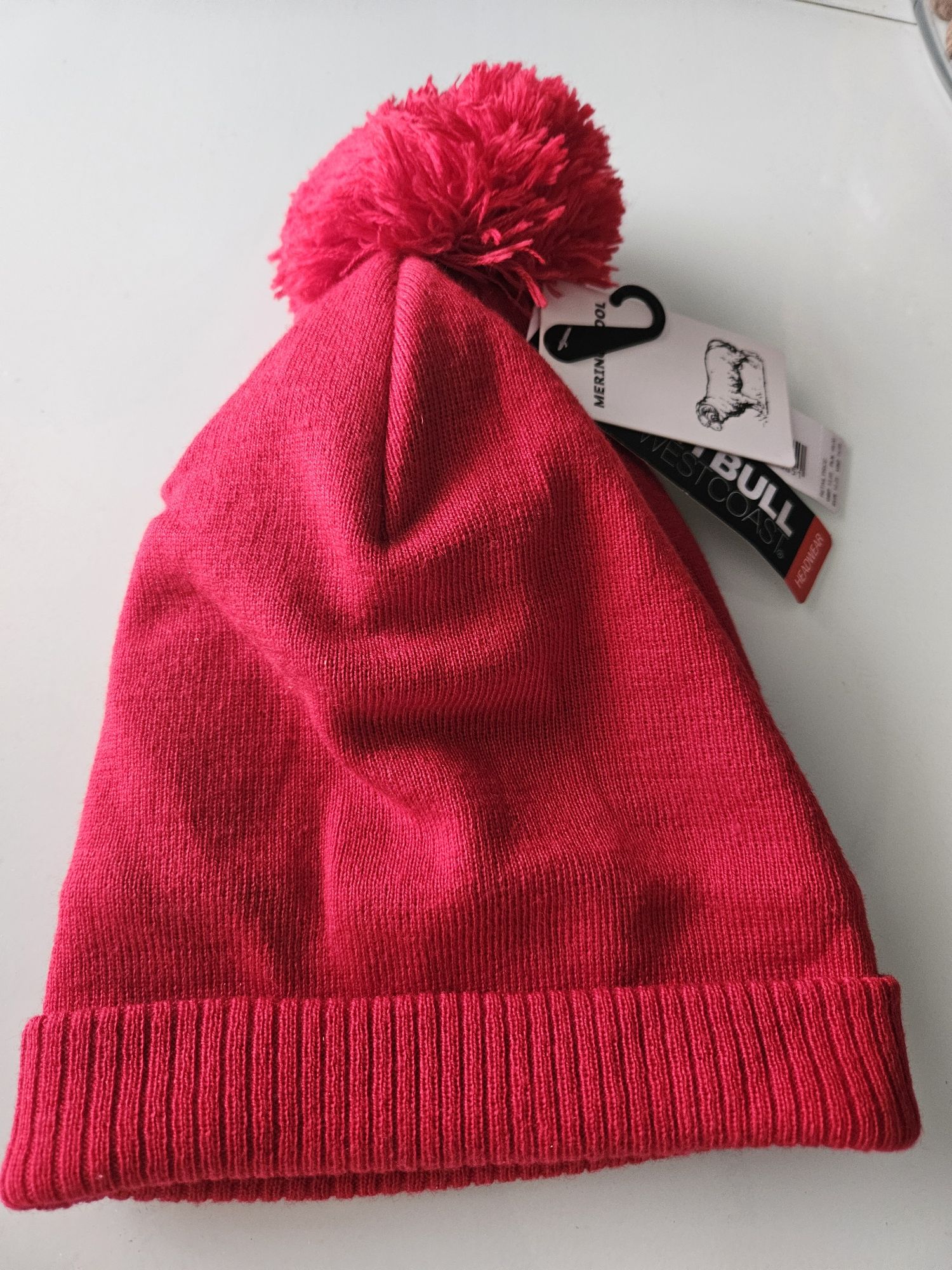Nowa czapka czerwona Merino Wool