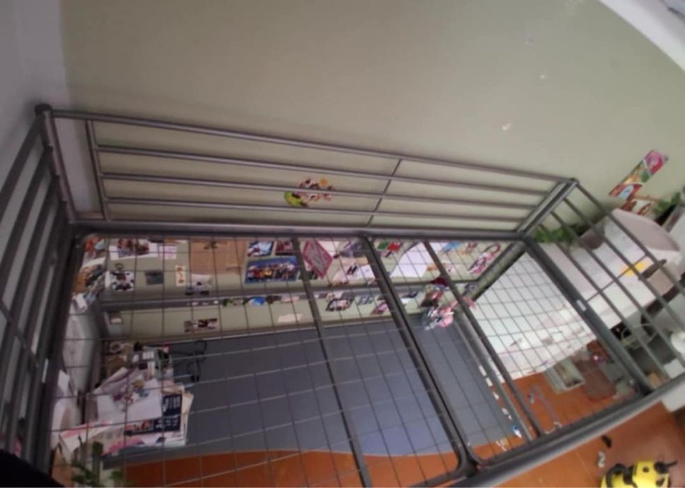 Łóżko piętrowe bez materaca