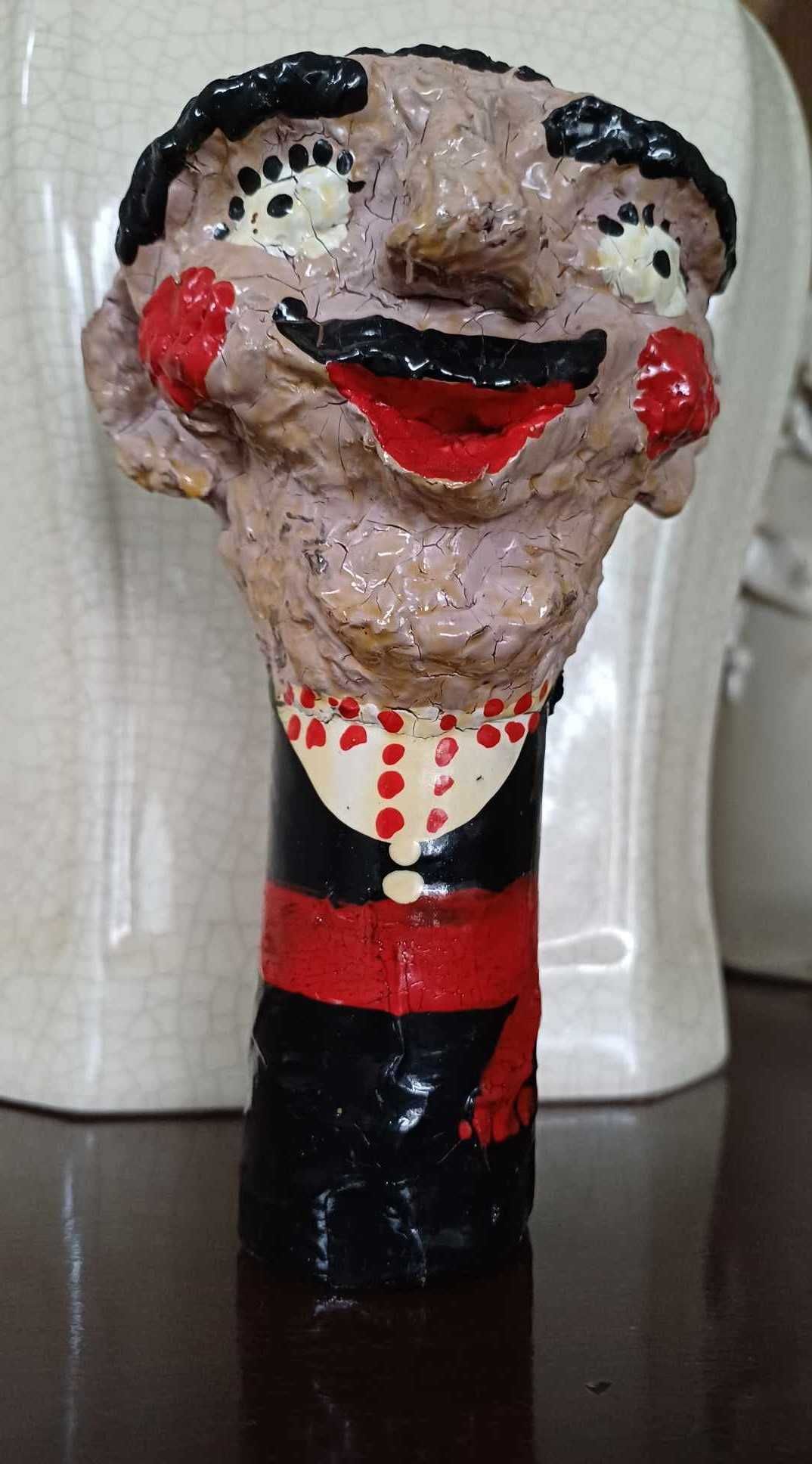 “Cabeçudo” ou “Gigantone”