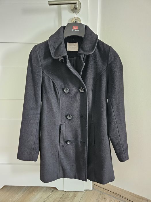 Damski czarny płaszczyk "Orsay"