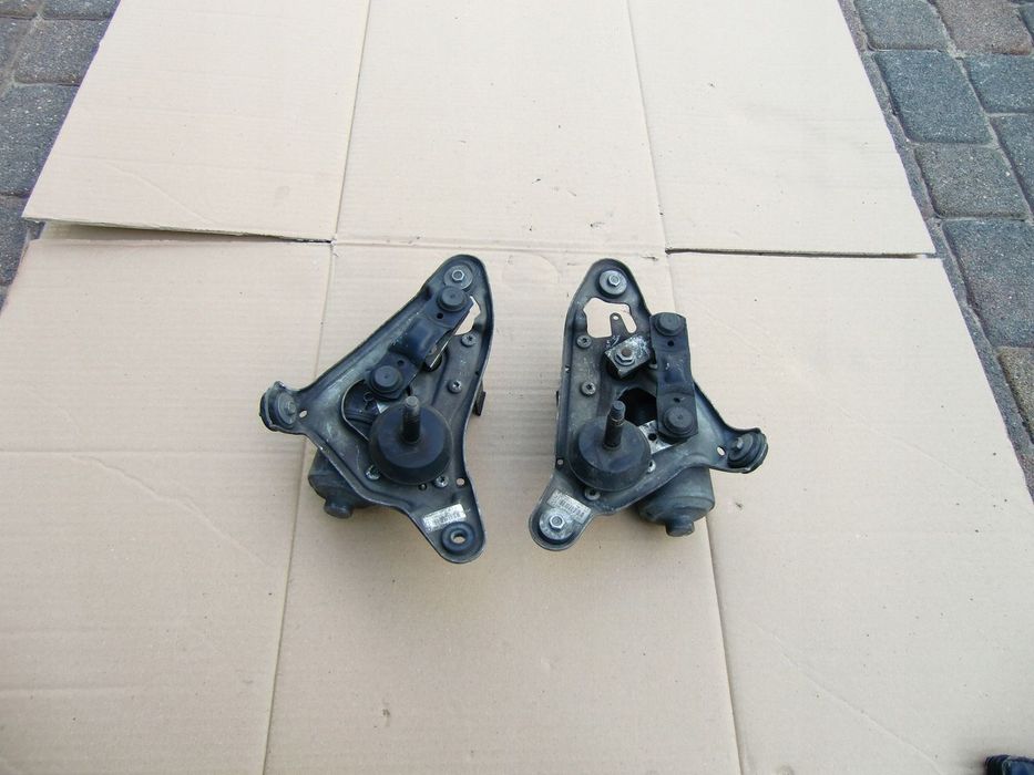 SILNICZEK WYCIERACZEK PEUGEOT 508 09 PRAWY-LEWY