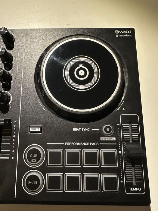 Controlador Pioneer DDJ-200