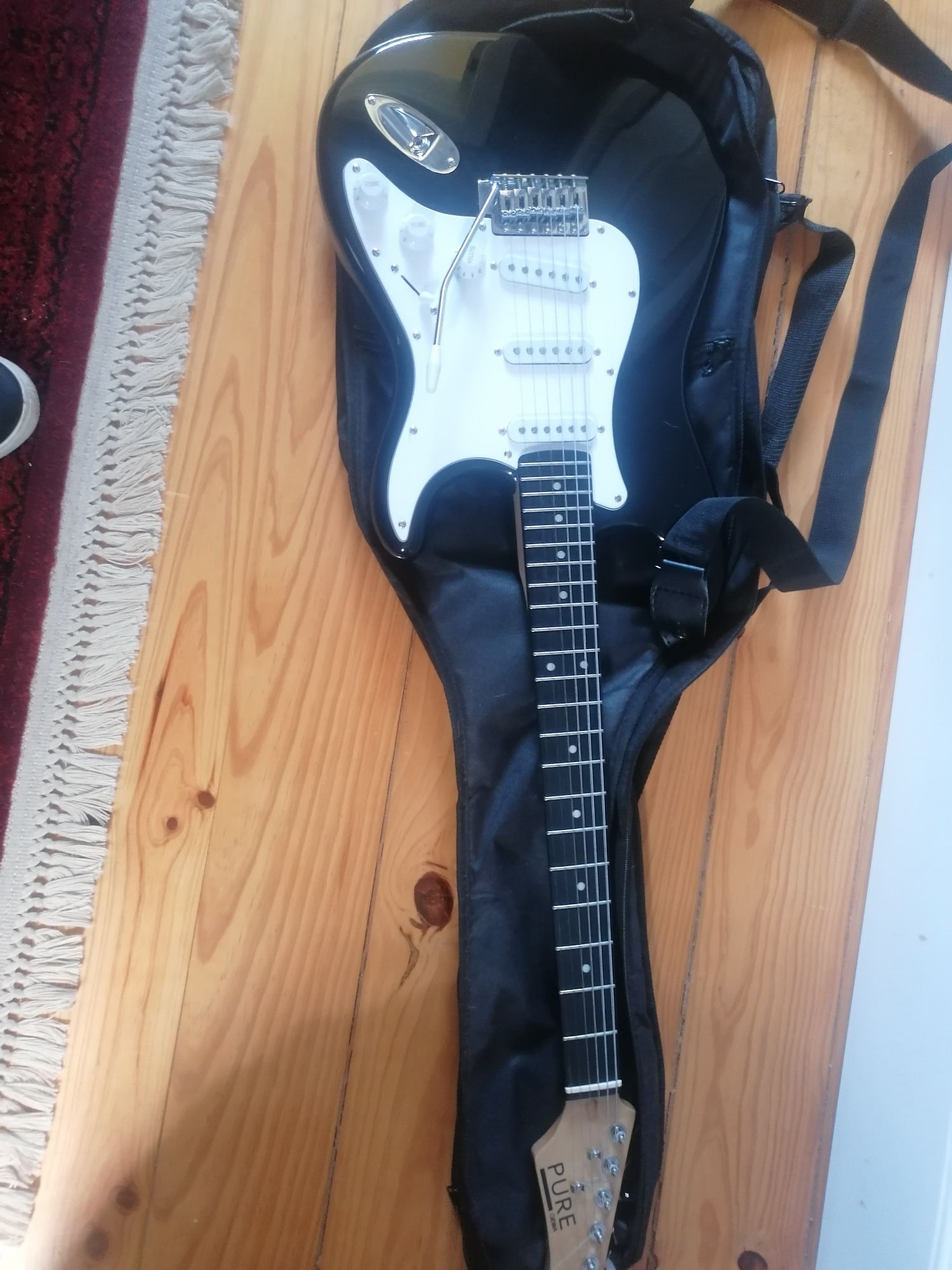 Guitarra elétrica