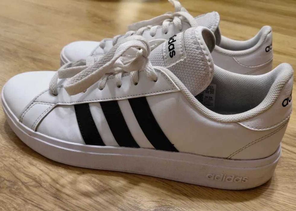 Adidas buty sportowe