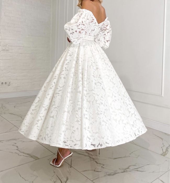 Платье, сукня весільна, випускна