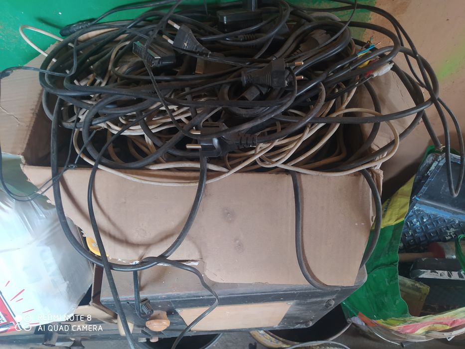 Złom elektroniczny sprzedam