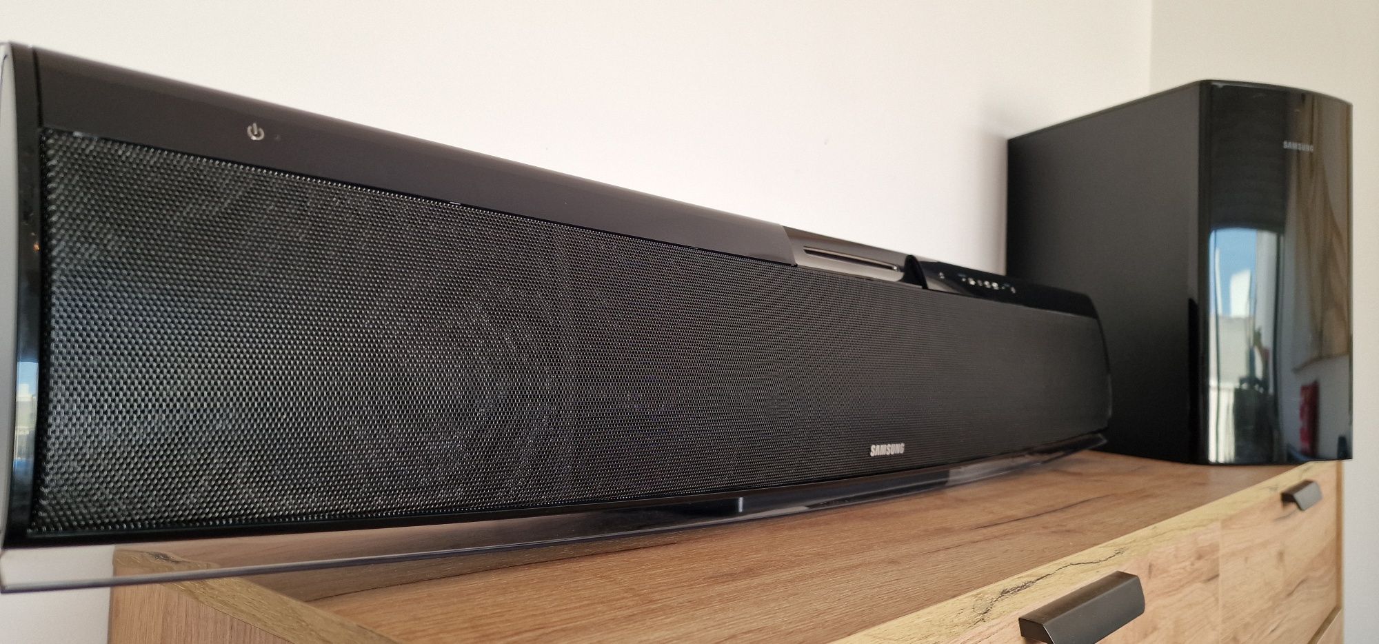 Soundbar Samsung HT-X810