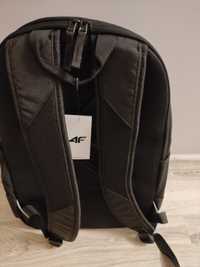 Nowy plecak 4F 18 litrów czarny