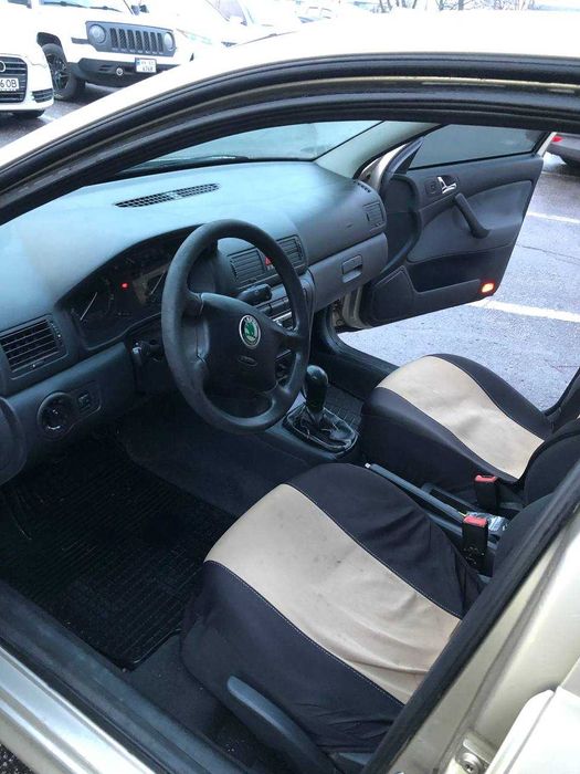 Продаю Skoda Octavia 2006 року випуску, Двигун 1.6 MPI