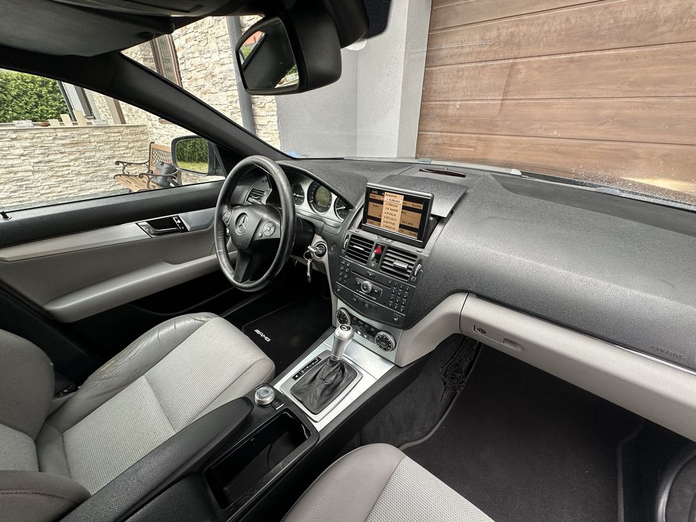 Mercedes C320 CDI stan bardzo dobry. Do oplat. Cena promocyjna!!!