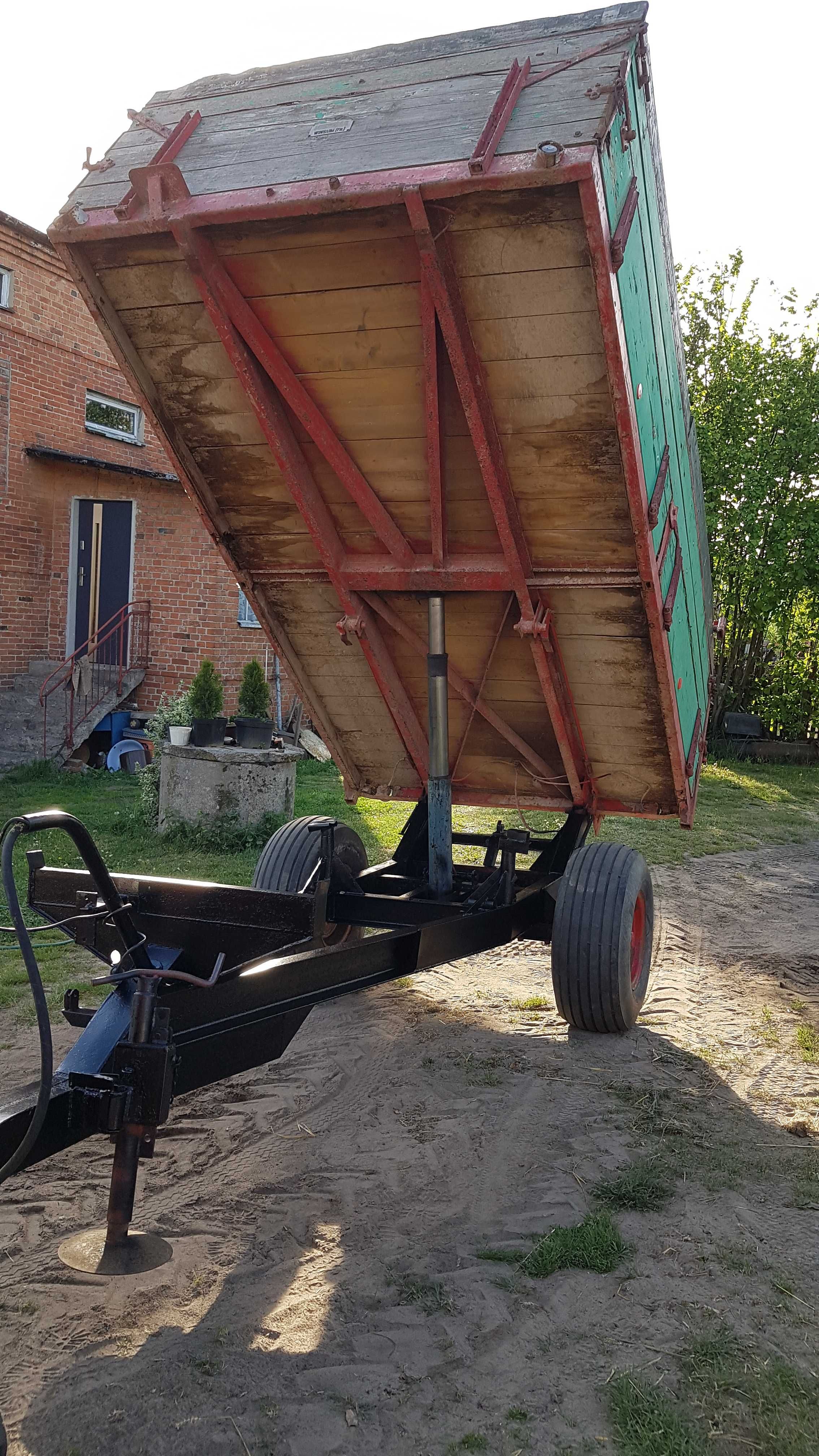 Przyczepa wywrotka 4 tonowa. 1 oś. transport