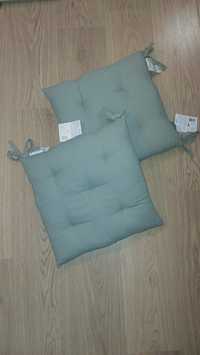 2 pikowane poduszki 40x40 na krzesła z wiązaniem