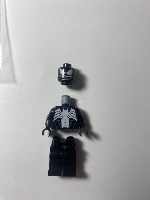 Мініфігурки марвел