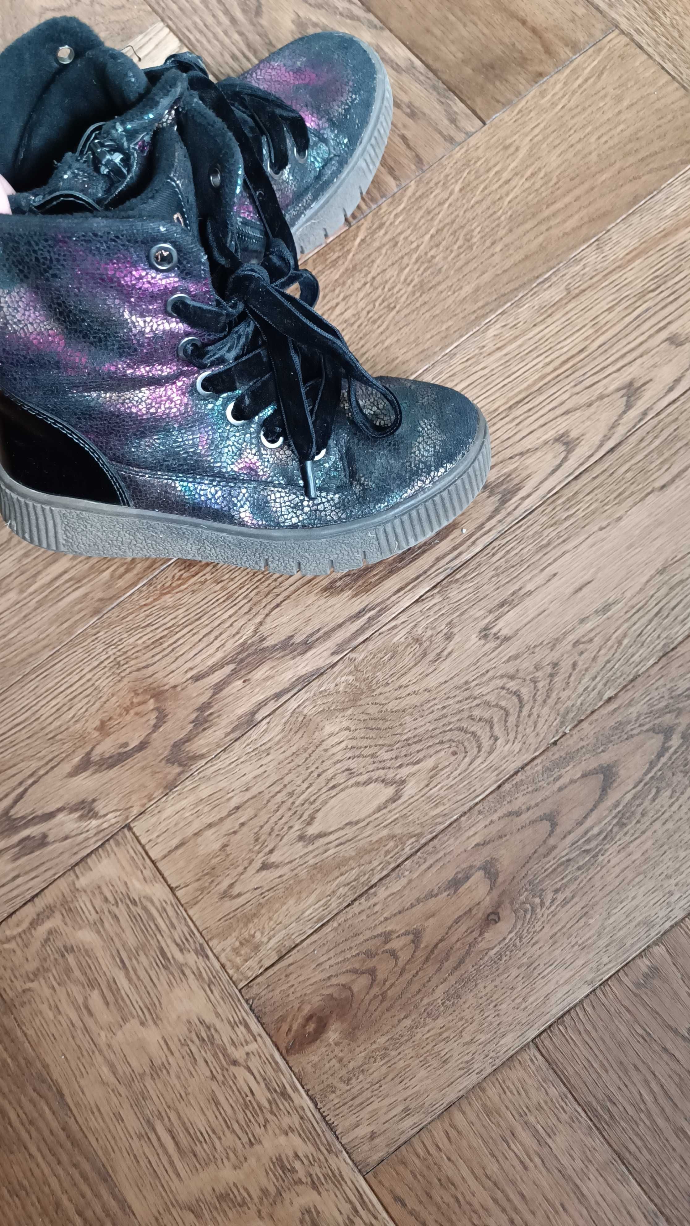 Buty wiosenno- jesienne dla dziewczynki Cool club/ smyk