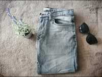 Spodnie damskie jeansowe Pull & Bear rozmiar 36