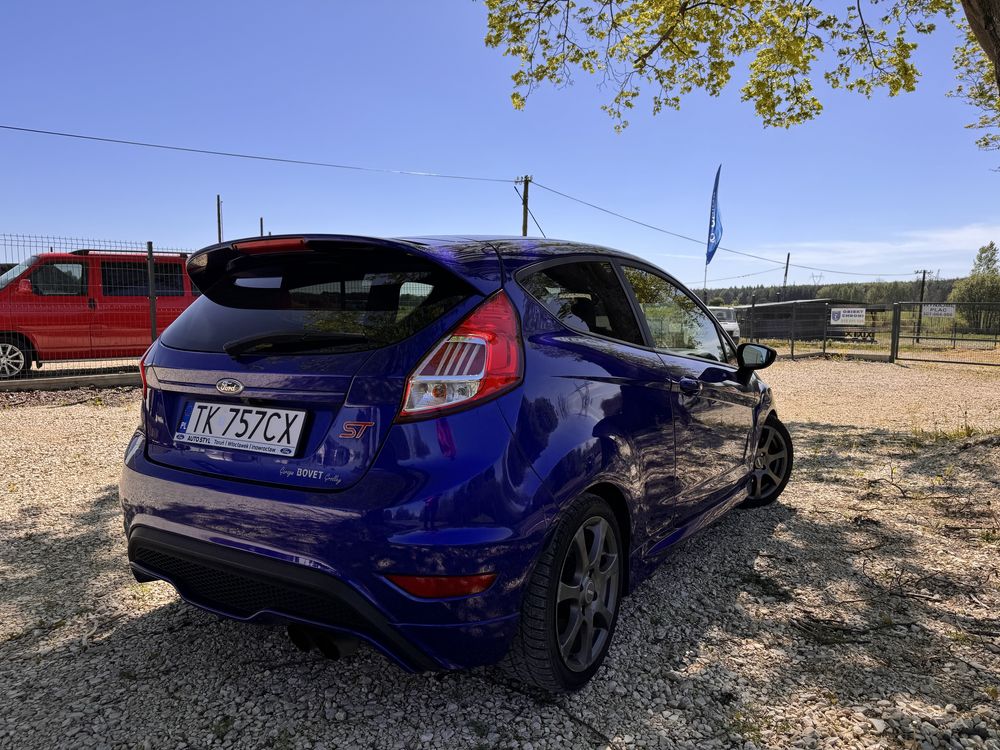 Ford Fiesta ST* 1.6 Turbo benzyna* 200KM* pocisk* zamiana*Szwajcar*