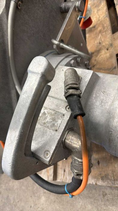 Piła rozbiorowa do półtuszy