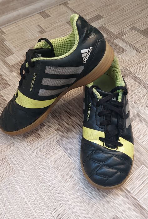 Сороконіжки Adidas