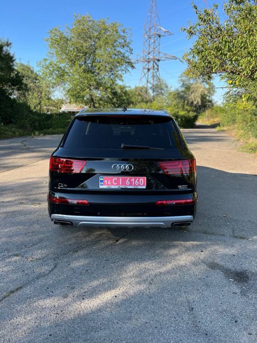 Audi Q7 Premium Plus