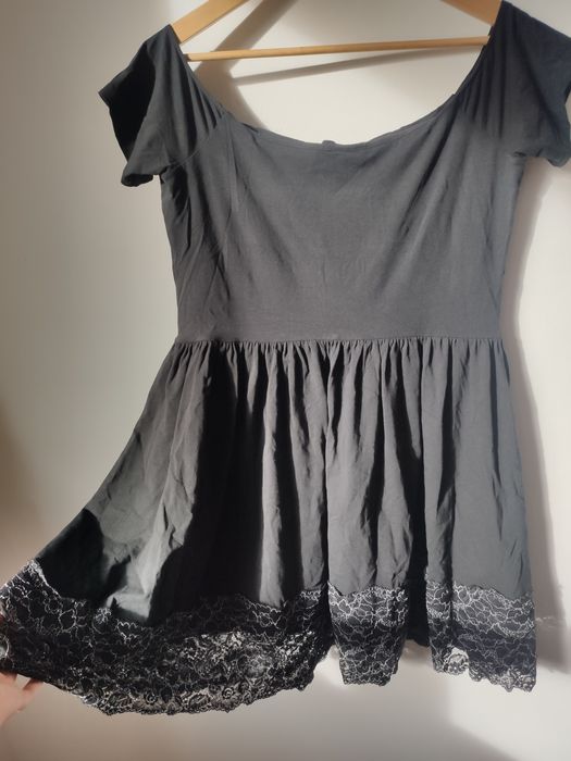 Czarna mini rozkloszowana sukienka ASOS petite 44 xxl hiszpanka