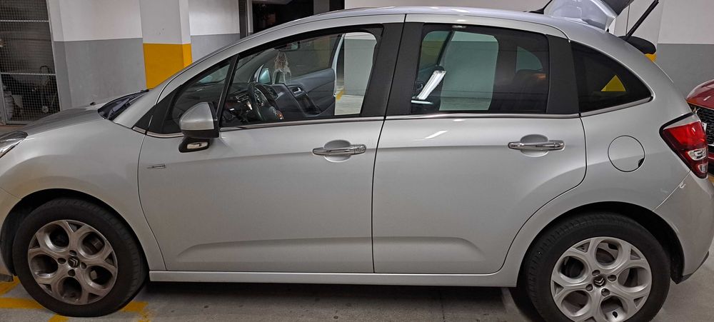 Citroen C3 exclusive teto panorâmico