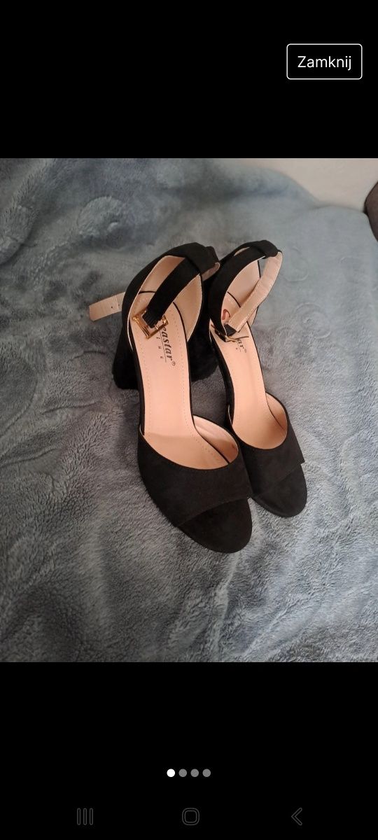 Buty na słupku czarne