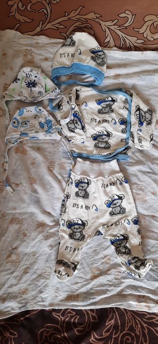 Одяг для немовлят