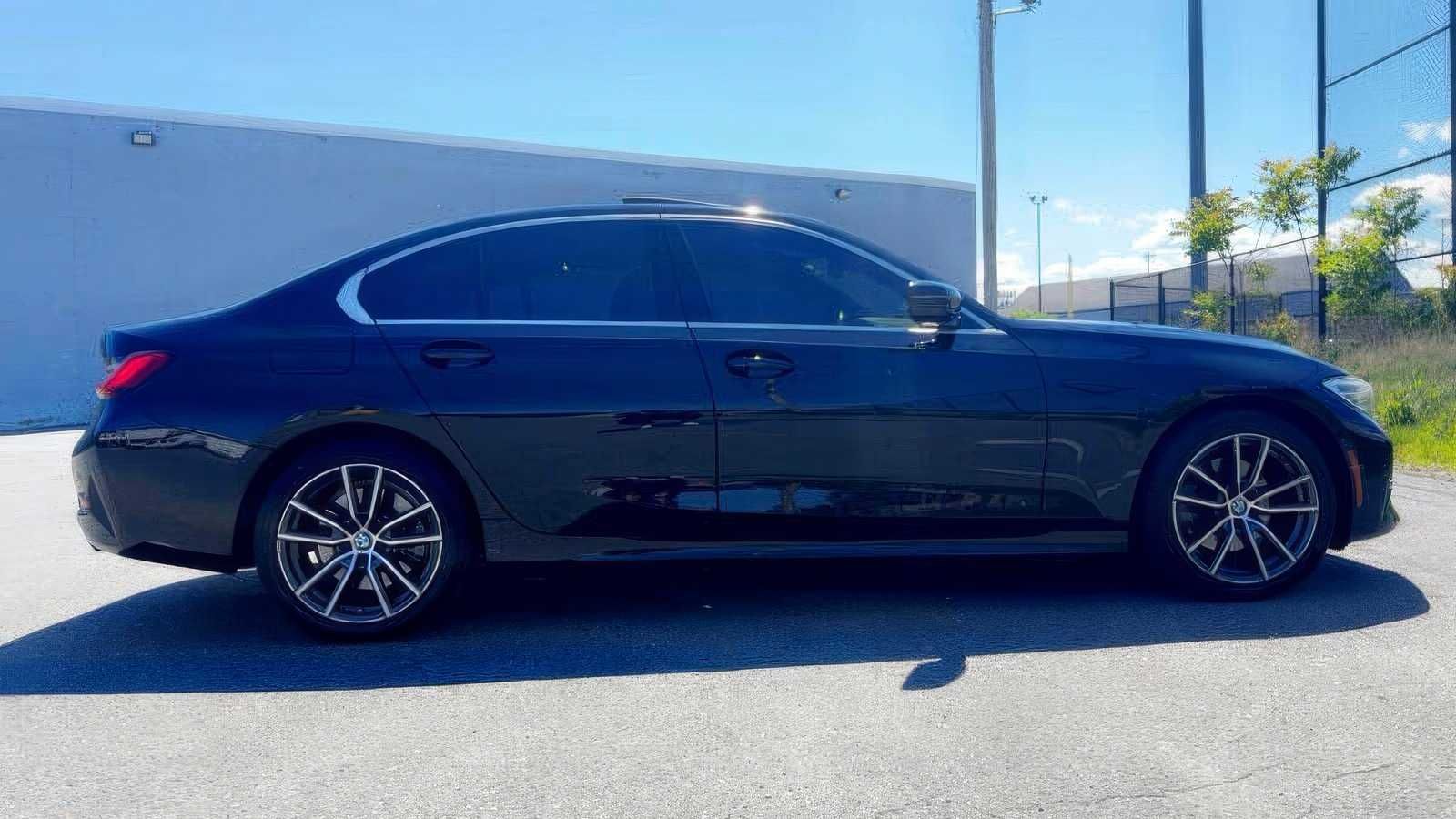 2020  BMW 330 Xi