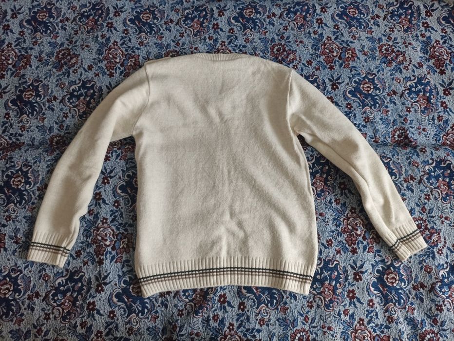 Як нова кофта, М розмір